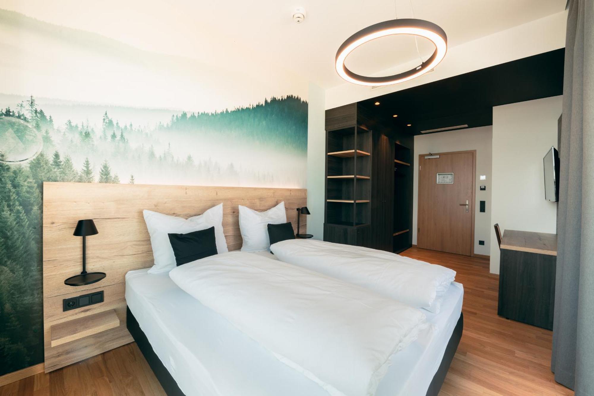 Target World Hunter'S Lodge Landscheid Eksteriør billede